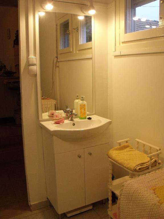 Villa Kerekparos Es Zarandok Vendeghaz Apostag Zimmer foto